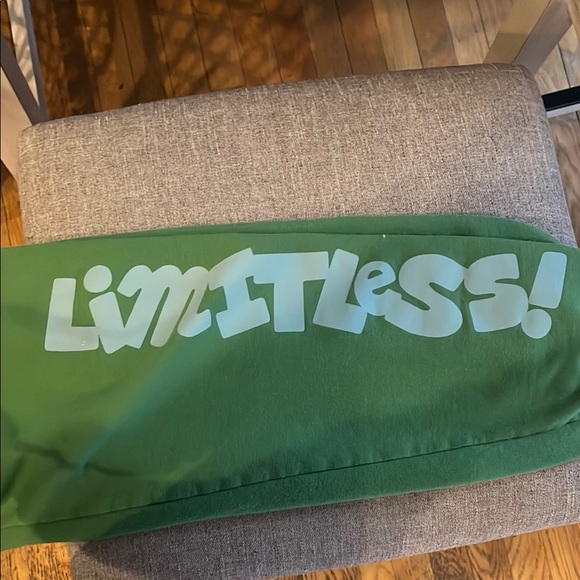 Green “Limitless” Jogger Pants - Picture 2 of 3